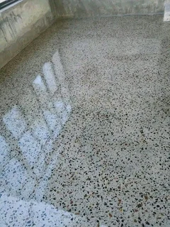 Industŕial epoxy floor installatìons