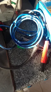 UNIARC inverter welding machine for sale including havy duty arc cables in exellent condition.