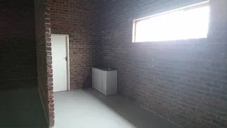 FOR LEASE - Warehouse/Shop - Frankfort