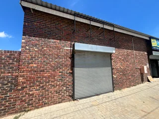 For Lease - Warehouse/shop - Frankfort