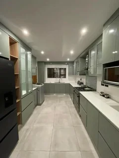 Morden Built-in cupboards, Kitchens, Plasma TV Stands, Entertainment Areas for sale