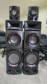 LG Tall boy speakers