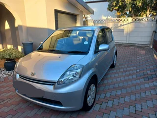 RARE OPPORTUNITY! 2007 DAIHATSU SIRION 5 speed manul with only  107000 KM!!!!!