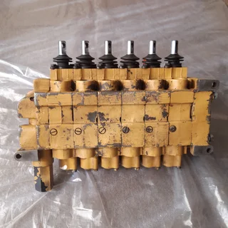 Cat hydraulic control valve 9T-7938  for Cat 428,416,426, 436 TLB.   SEPARATE PARTS CAN BE SOLD!