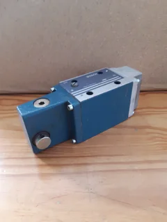 Bosch - Rexroth  single spool hydraulic control valve .  No question reliability .