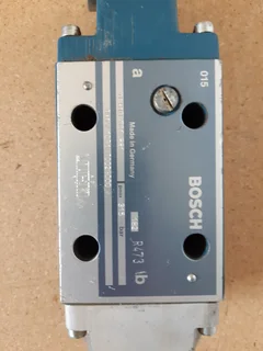 Bosch - Rexroth  single spool hydraulic control valve .  No question reliability .