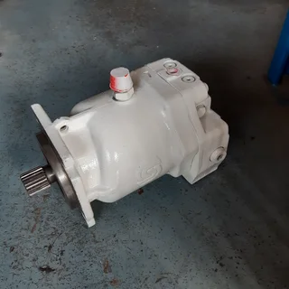 Sauer-Danfoss 70cc series 90 hydraulic motor for concrete mixer truck drum drive and wheel drives.