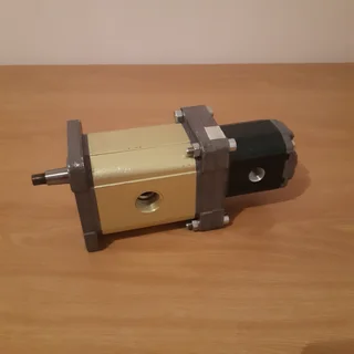 Double (tandem) gear pump. High Flow front section plus High pressure rear section.