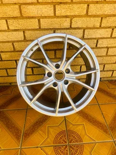 Porsche Carrera Rim forsale