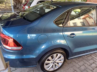 2017 Volkswagen Polo Sedan