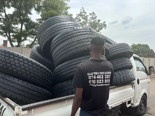 11r22,5 , 12r22,5 , 315/80r22,385 Supersingles Truck N Tra