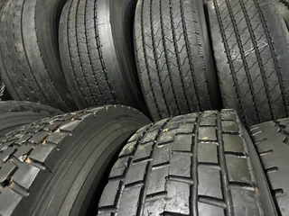 12R22,5 ,11R22,5 , 385 Supersingles &amp; 315/80R22,5 TRUCK N TRAIL