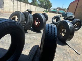 315/80R22,5 TRUCK N TRAILER TYRES