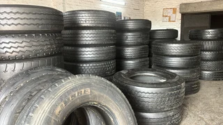 12R22,5 , 11R22,5 , 315/80R22,5 &amp; 385 Supersingles TRUCK TYRES