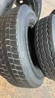 12R22,5 , 11R22,5 , 315/80R22,5 &amp; 385 Supersingles TRUCK TYRES