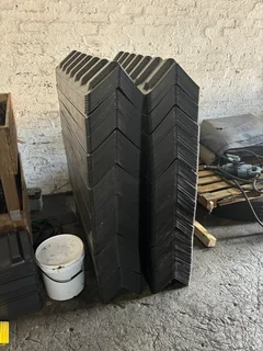 Corner Plates, Straps, Ratchets, Chains, Saturns, Stop Blocks, Etc