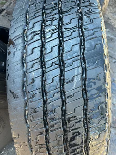 Truck & Trailer Tyres 315/80r22.5 ,12r22,5 ,11r22,5 & 385 Supersingles