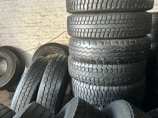 TRUCK N TRAILER TYRES 315/80R22,5 , 11R22,5 , 12R22,5 , 385 Supersingles