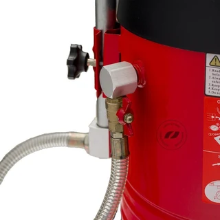 Launch TOC-317 engine oil extractor/drainer - specially designed vacuum generator