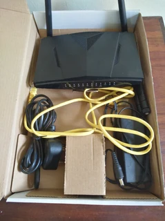 Fibre / LTE WiFi Router