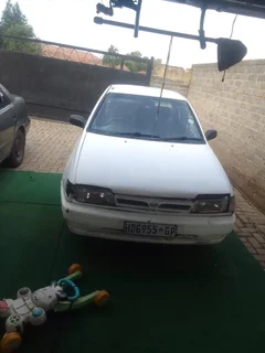 1999 Nissan Sentra Sedan