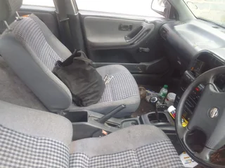 1999 Nissan Sentra Sedan