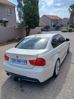 2011 BMW 3 Series Coupe