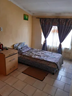 Room to let for male