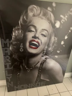 Large Marilyn Monroe Wall Art – Glam Vintage Style