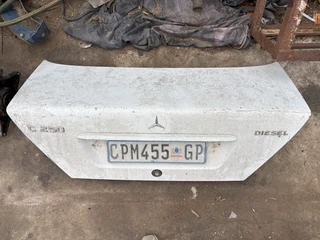 Mercedes Benz