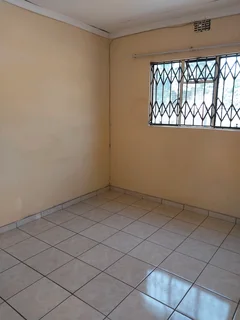 Outside Room to Rent