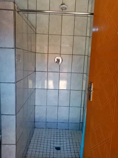 Outside Room to Rent