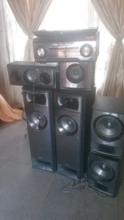 Song Mngongo  home theater