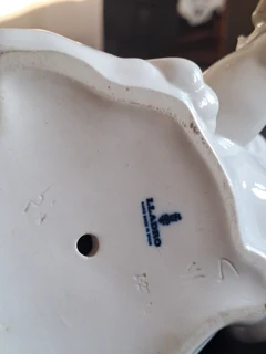 LLadro - Ad posted by BeeDog