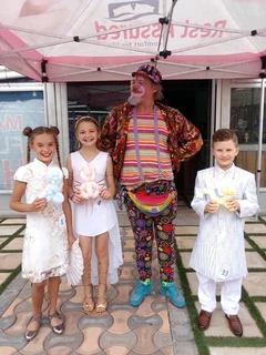 Kids Parties ,with Magic &amp; Wonder by Mungo