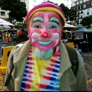 Kids Parties,  Magic and Balloon animals by Mungo the Clown