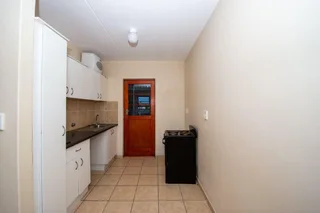 Looking for a female housemate