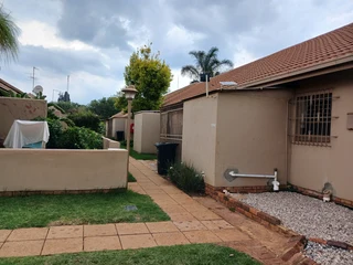 GARDEN FLAT FOR SALE IN BIRCHLEIGH NORTH