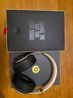 Beats stereo 3 Wireless Headphones