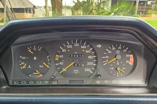 Mercedes- Benz 124 series 230CE Automatic two-door Coupe