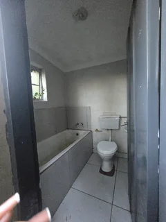 Apartment Available for a single male/female Rental in Solheim/Germiston