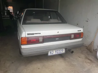 Nissan Sentra (box shape)