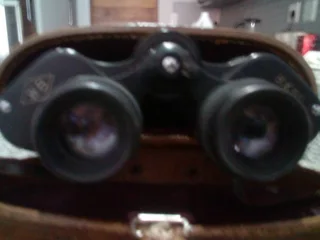 W.B No57092. Field 7.5 8x30 Binoculars