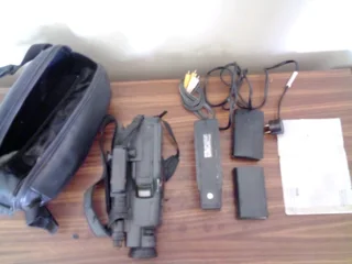 Panasonic video recorder with bag, 2 x rechargeable batteries and charger