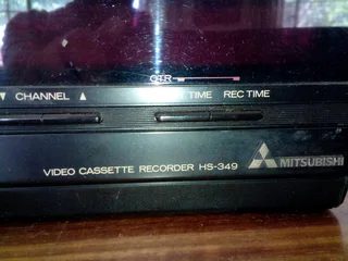 Mitsubishi VCR player &amp; recorder