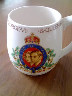 Selection of Coronation Memorabilia x 8