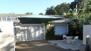 Beacon Bay  Neat And Secure Townhouse  With Lots Of Features R10,300p.m    Now Available