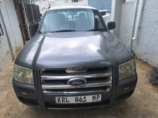 2009 ford renger 3.LT in very good condition