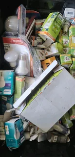 Assorted light fittings and Bulbs