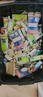 Assorted light fittings and Bulbs